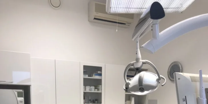 Mějte zdravý úsměv díky profesionální dentální hygieně s air flow