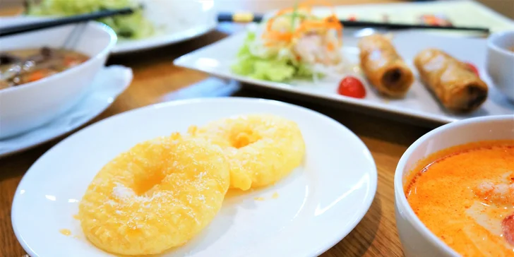Ochutnejte vietnamské speciality: 4chodové menu plné dobrot pro 1 nebo 2 osoby