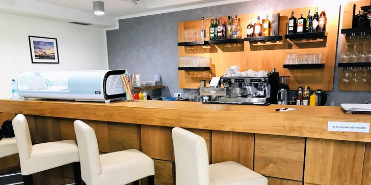 Ochutnejte vietnamské speciality: 4chodové menu plné dobrot pro 1 nebo 2 osoby