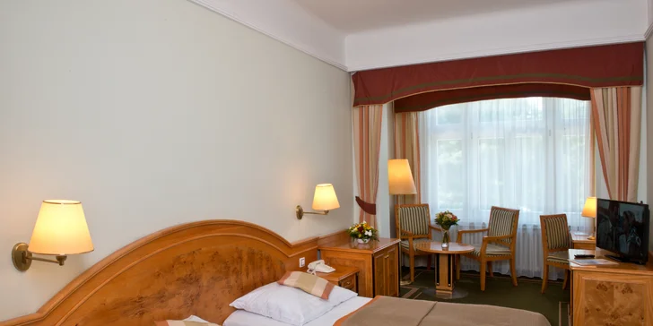 Relax ve 4* hotelu v Mariánských Lázních s polopenzí i procedurami a golfem