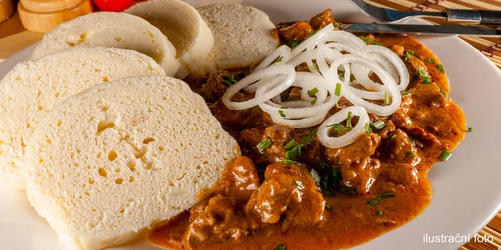 Polední menu v restauraci Flora: polévka, hlavní jídlo i dezert a káva dle výběru