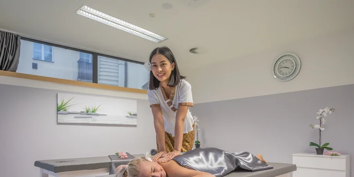Výběr z thajských 60minutových masáží a 10 minut masáže navíc v salonu Diamond Spa