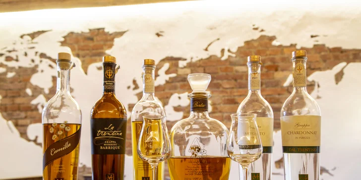 Ochutnejte něco nového: degustace grappy nebo likérů a ovocných pálenek