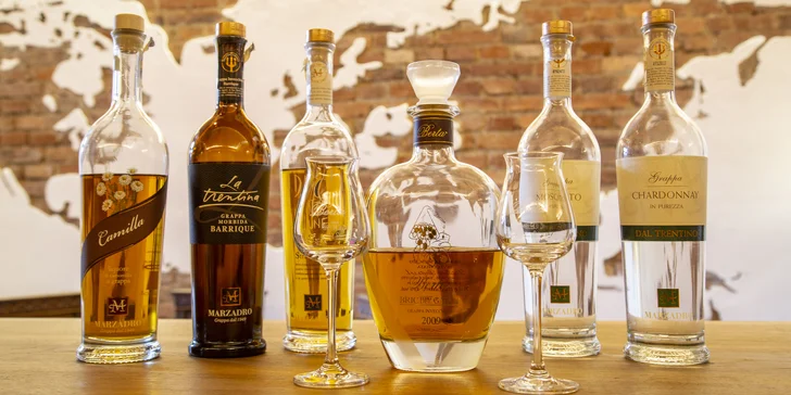 Ochutnejte něco nového: degustace grappy nebo likérů a ovocných pálenek