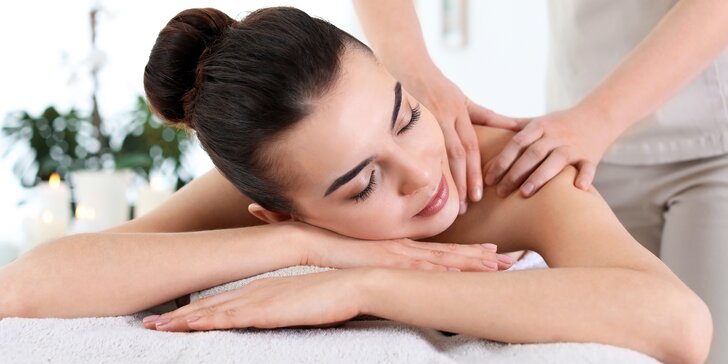 60–90minutová klasická masáž dle výběru: masáž nohou, zad a šíje i celého těla