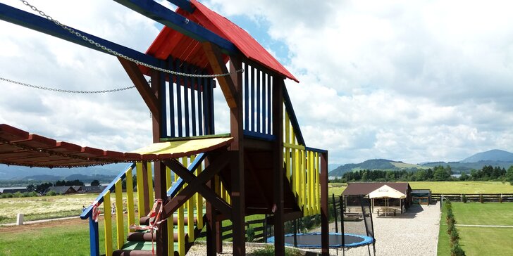 Parádní dovolená na Slovensku: plně vybavená chata u Liptovské Mary až pro 8 osob
