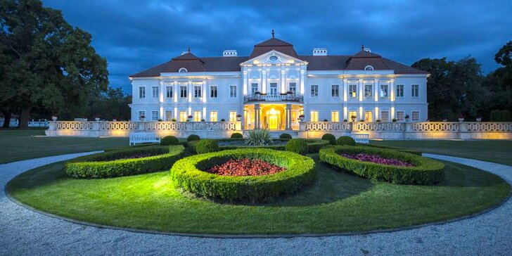 Pohádkový pobyt na zámečku se snídaní a wellness, jen 20 km od Bratislavy