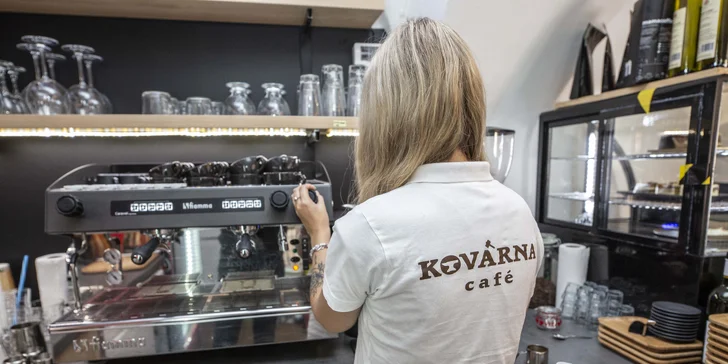 Podzimní posezení v Kovárně: káva a domácí limonáda dle výběru
