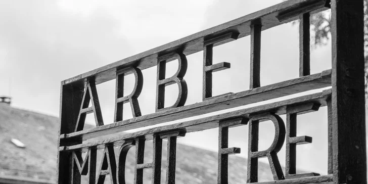 Autobusem na exkurzi do koncentračního tábora Dachau a návštěva Mnichova