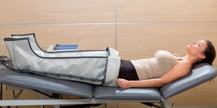 Rozlučte se s celulitidou: přístrojová lymfodrenáž i se zábalem