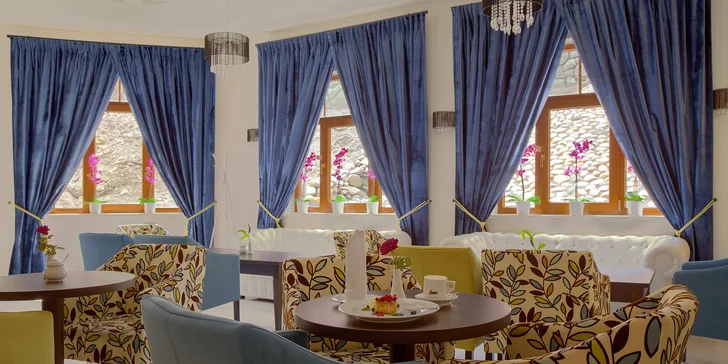 Dovolená v polských Jizerkách pro páry i rodiny: wellness pobyt v pohádkovém hotelu