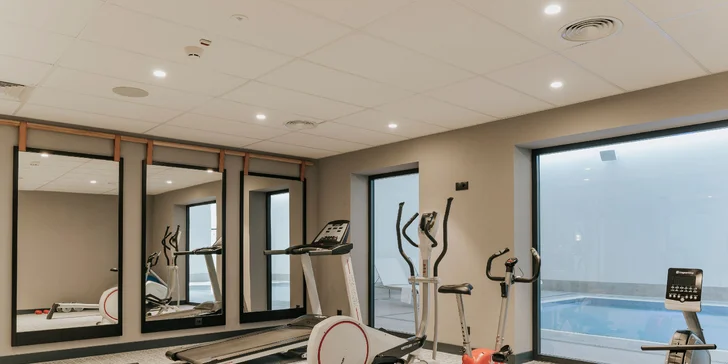 Pre milovníkov aktívneho oddychu je tu aj fitness.