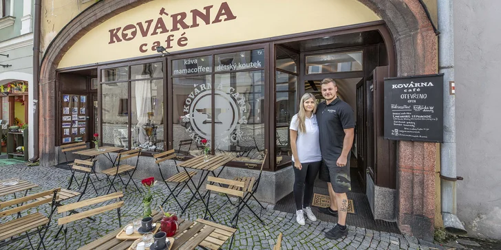 Domácí míchané Bombardino u zámeckého parku pro dva