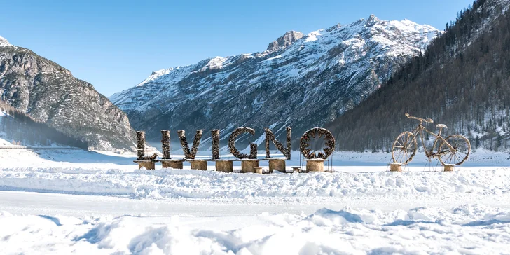 Předvánoční lyžování v italském středisku Livigno: doprava i možnost nákupu v bezcelní zóně