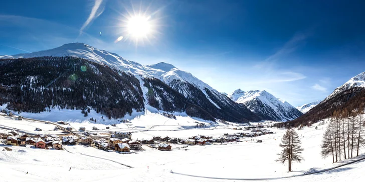 Předvánoční lyžování v italském středisku Livigno: doprava i možnost nákupu v bezcelní zóně