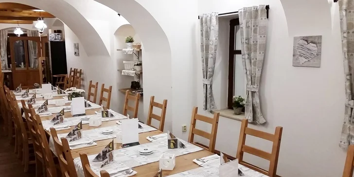 Na výlety i za odpočinkem do Adršpachu: polopenze a privátní wellness