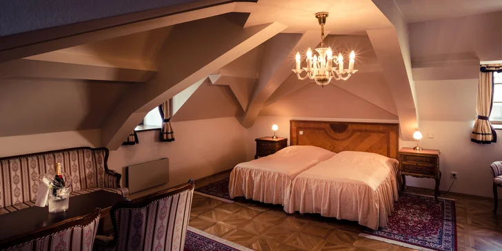 Romantika v Hluboké nad Vltavou: 4* zámecký hotel, luxusní wellness i večeře