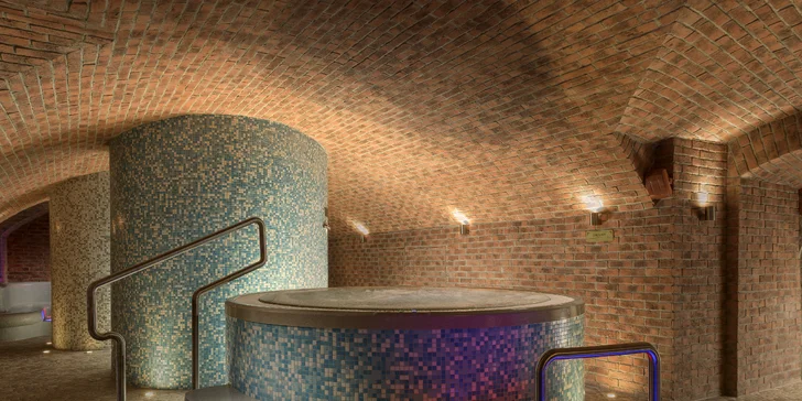Víkendový pobyt v historickém hotelu Gino Park Palace****: skvělé snídaně i wellness