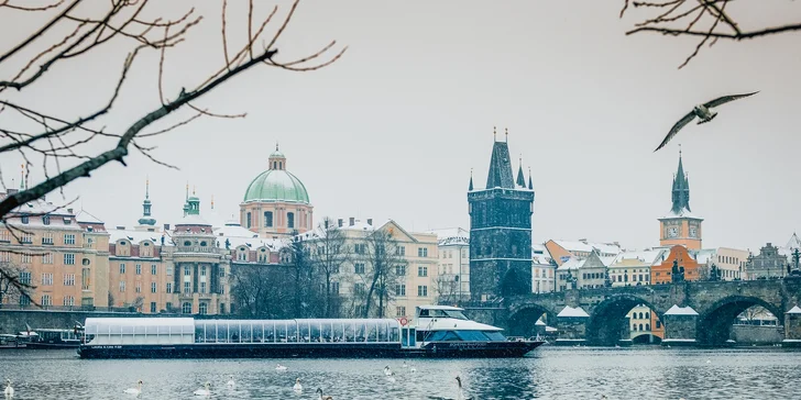 Dvouhodinová adventní plavba po Vltavě pro dítě i dospělého