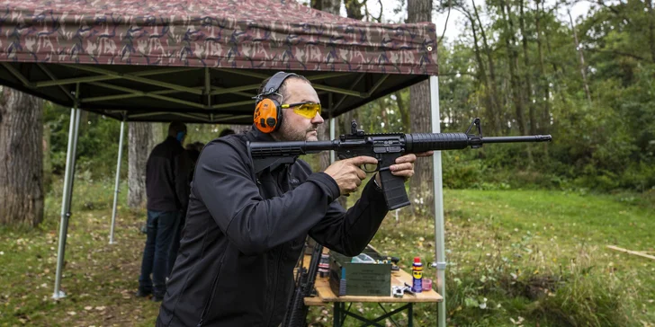 Dobrodružství na střelnici: 13 balíčků včetně dětského, až 20 zbraní