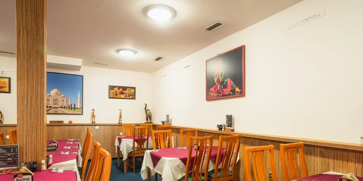 Indická hostina pro pár: menu podle vašeho výběru a lassi nebo víno