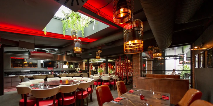 Jídlo jako show: Teppanyaki menu s masem i mořskými plody pro 2 osoby