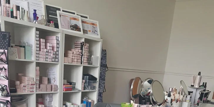 Kurz líčení pro každou ženu