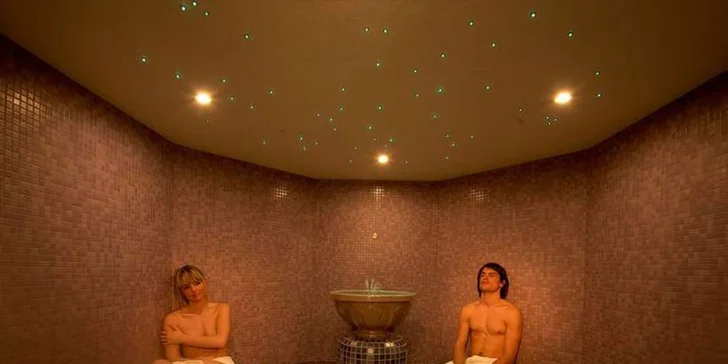 Lyžování v jižním Tyrolsku: pobyt v rodinném hotelu s polopenzí a wellness