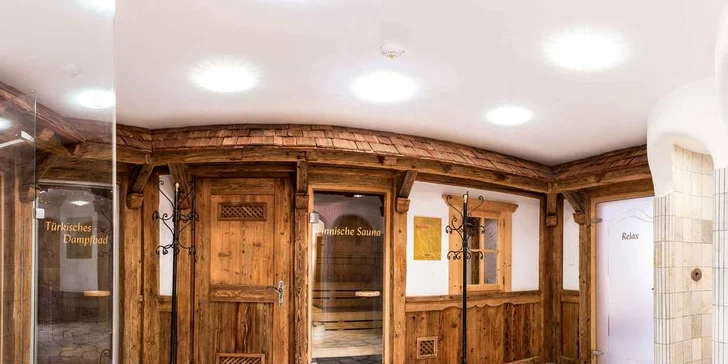 Lyžování v jižním Tyrolsku: pobyt v rodinném hotelu s polopenzí a wellness