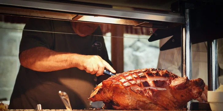 Adventní plavba centrem Prahy s koledami, cukrovím či večeří