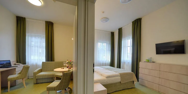 Polské Krkonoše: dovolená v hotelu se snídaní nebo polopenzi, 1h privátní sauna