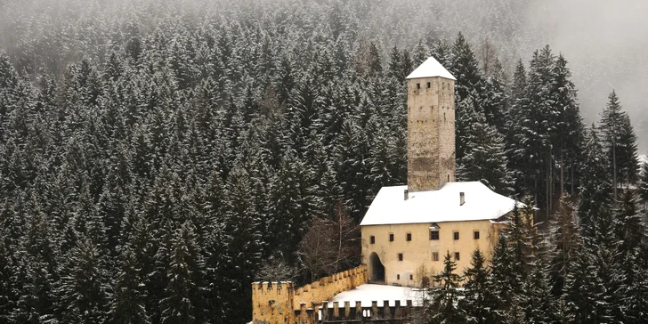 Lyžování v jižním Tyrolsku: pobyt v rodinném hotelu s polopenzí a wellness
