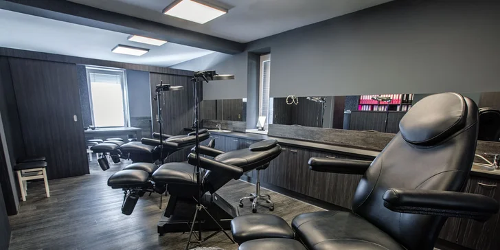 Permanentní make-up pro krásnou tvář: oční linky