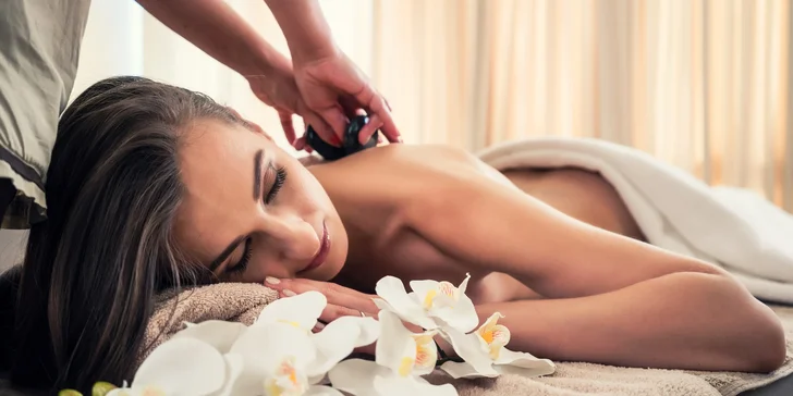 120 minut luxusu a péče v Diamond Spa: masáž, lázeň, maska a oxygenoterapie
