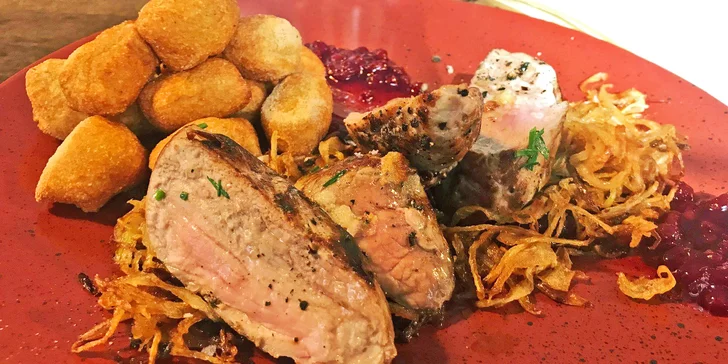Otevřený voucher do restaurace Potrefená husa: konzumace v hodnotě až 1000 Kč