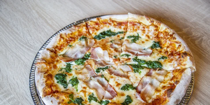 Křupněte si: Dvě pizzy dle výběru ze 12 druhů na místě i s sebou