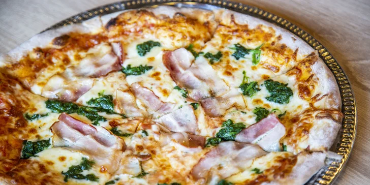 Křupněte si: Dvě pizzy dle výběru ze 12 druhů na místě i s sebou