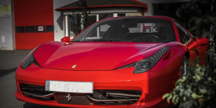 Šlápněte na plyn: žihadla Ferrari, Lamborghini i Porsche na 15 nebo 30 km