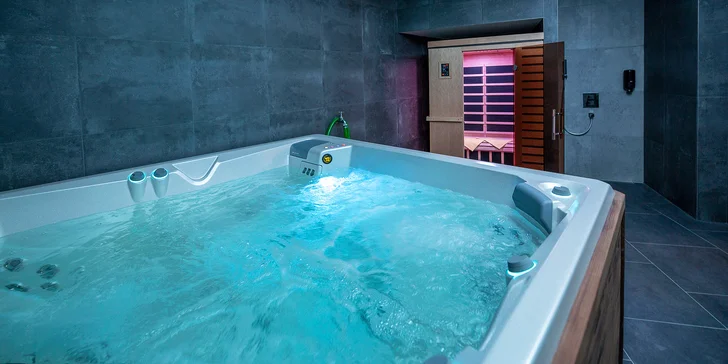 4* hotel v Českém ráji: snídaně či polopenze s neomezenými nápoji a wellness