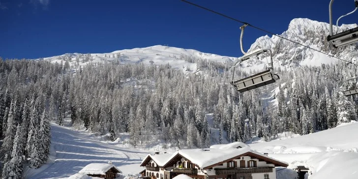 Lyžování v Dolomitech: 2 noci s polopenzí, doprava a 3denní skipas