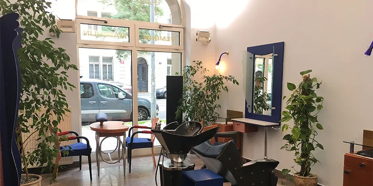 Ve francouzském stylu: mytí, luxusní hydratace i možnost střihu