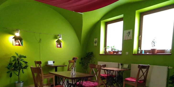 Zahřejte se v Cafe Once: Svařené víno či horký nápoj dle výběru pro dvě osoby