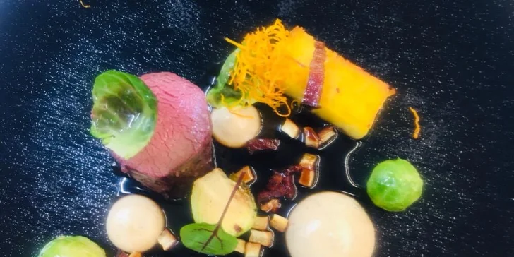 4chodové degustační menu podle výběru od oceňovaného šéfkuchaře