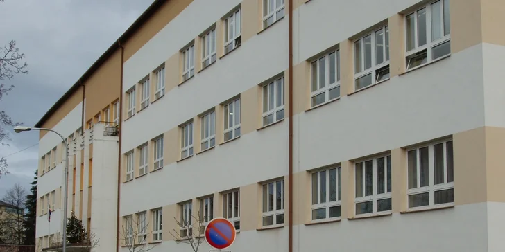 Floristické kurzy: Vyrobte si květinovou čelenku a náramek nebo uvažte kytici