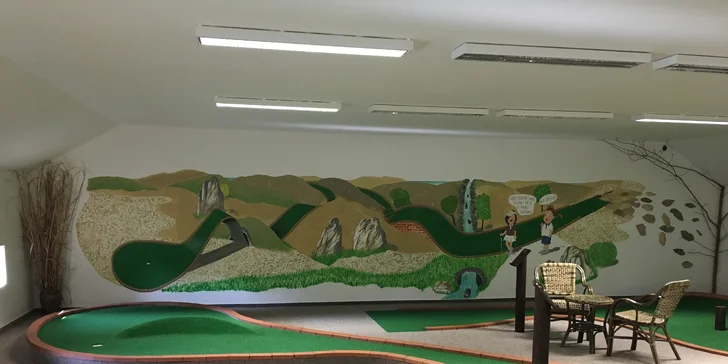 Zábavný adventure minigolf pod střechou: 60 min. hry pro malé i velké