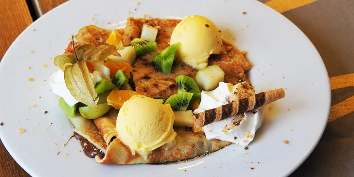 Tříchodové menu v restauraci Akát se steakem z hovězího roštěnce