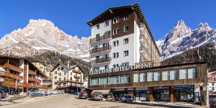 Lyžování v Dolomitech: 2 noci s polopenzí, doprava a 3denní skipas