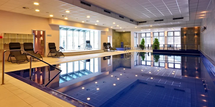 Luxusní odpočinek v Jeseníkách pro dva: wellness, polopenze a masáž