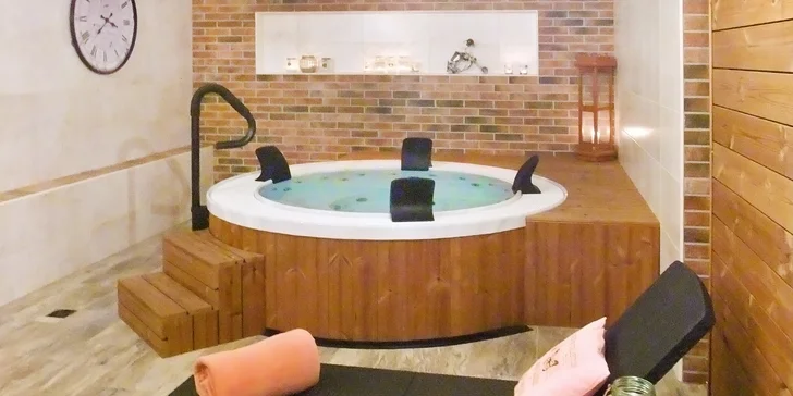 Dopřejte si relax: 2 hodiny v privátním wellness se saunami a vířivkou až pro 4 osoby