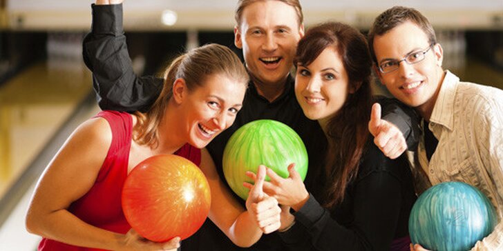 249 Kč za DVĚ skvělé hodiny bowlingu. Užijte si s přáteli sport, který lze provozovat za jakéhokoliv počasí se slevou 57 %!